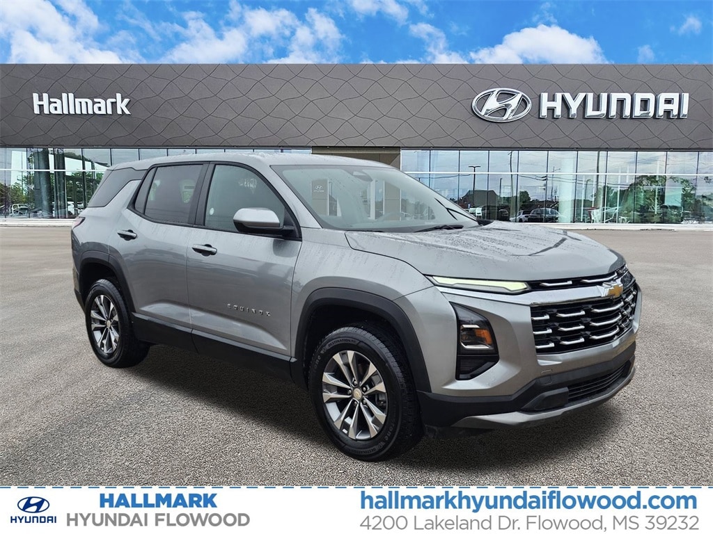 2025 Chevrolet Equinox LT's photo