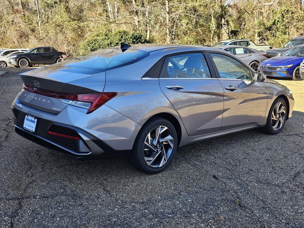 New 2026 Hyundai Elantra Limited Sedan