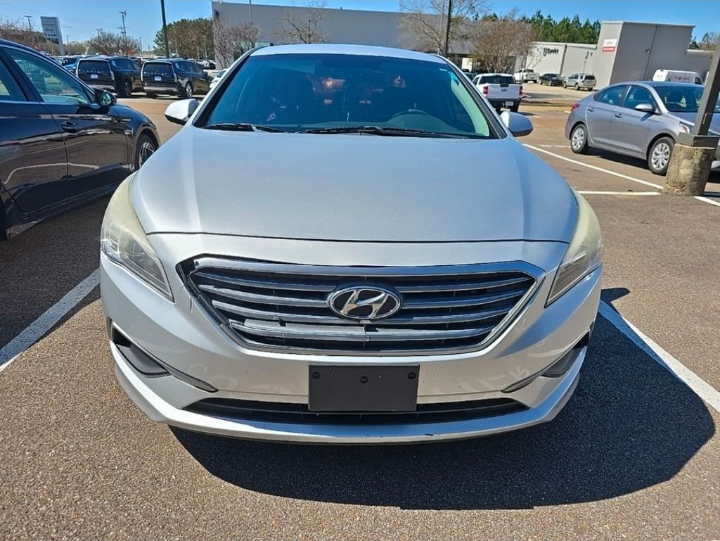 Used 2017 Hyundai Sonata Base with VIN 5NPE24AF9HH565484 for sale in Flowood, MS