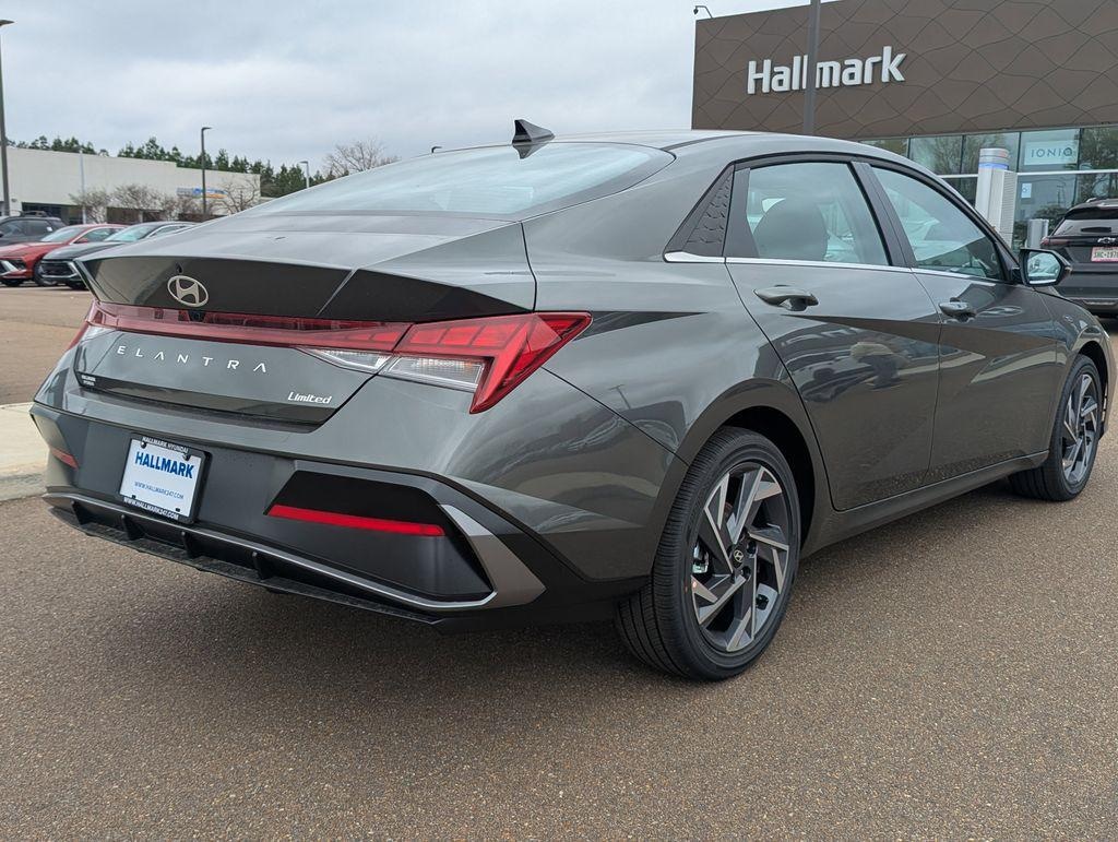 New 2026 Hyundai Elantra Limited Sedan