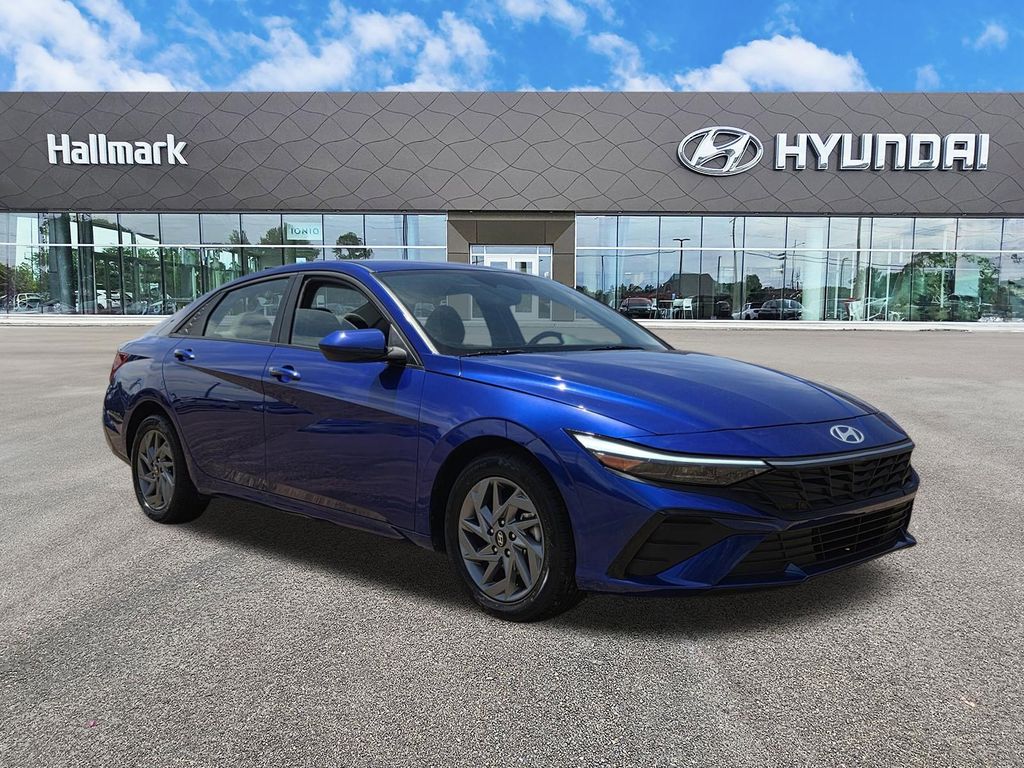 2024 Hyundai Elantra 2.0 SEL IVT's photo