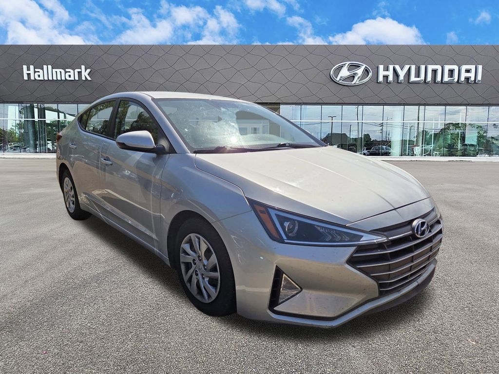 2020 Hyundai Elantra SE