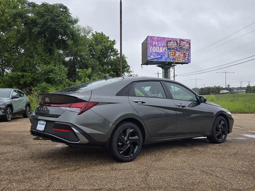 New 2026 Hyundai Elantra SEL Sport Sedan