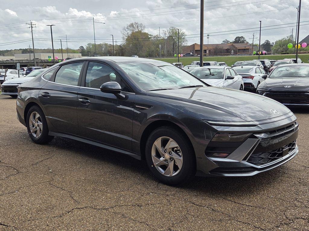 New 2026 Hyundai Sonata SE Sedan