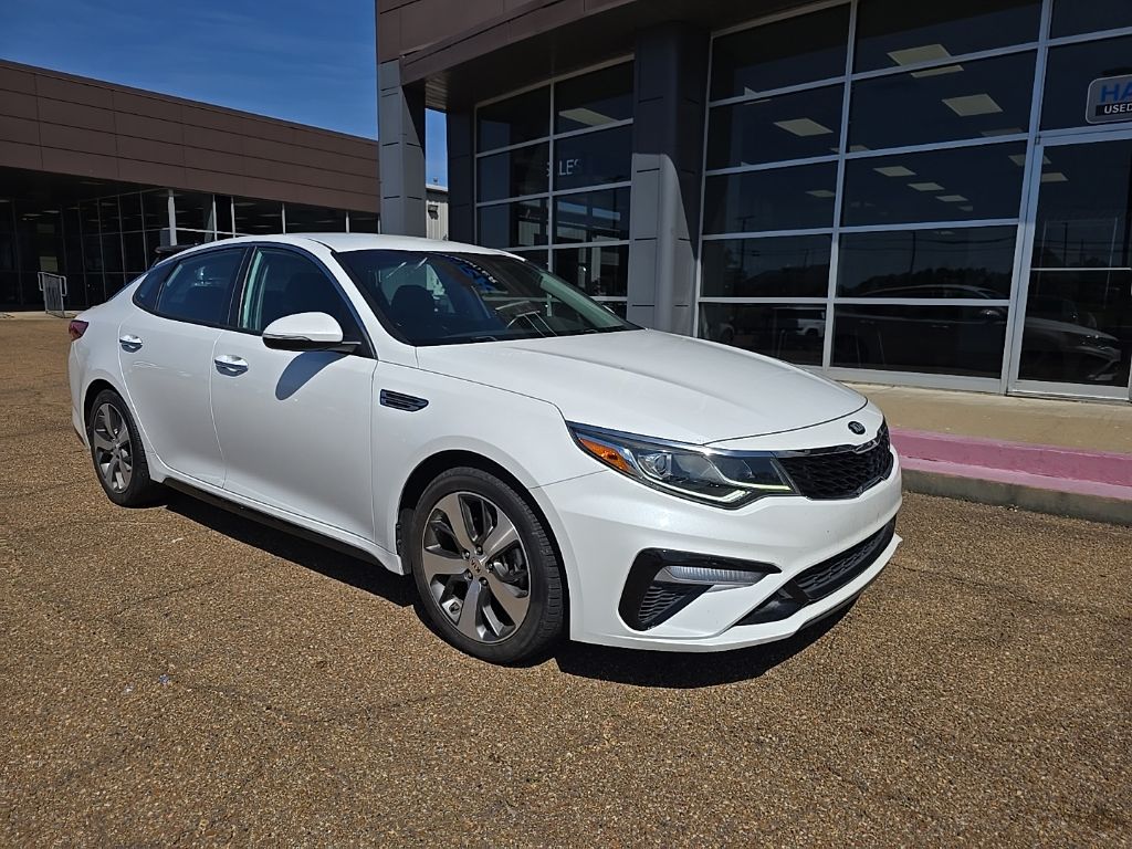 2020 Kia Optima S AT's photo