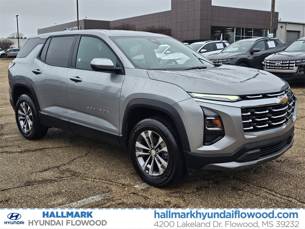 2025 Chevrolet Equinox LT's photo