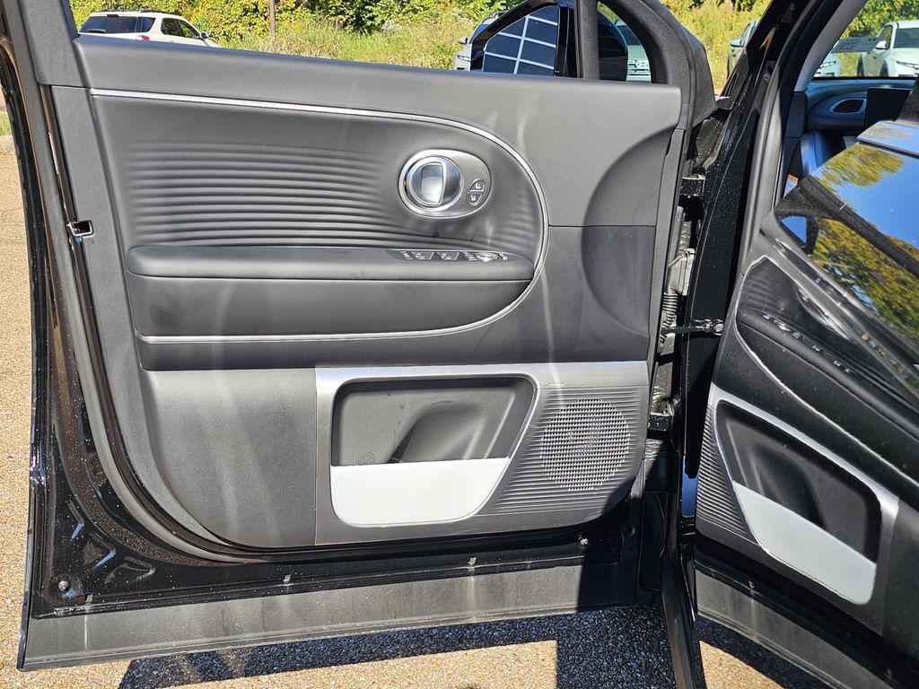 2026 Hyundai IONIQ 9 Performance Limited - Photo 11