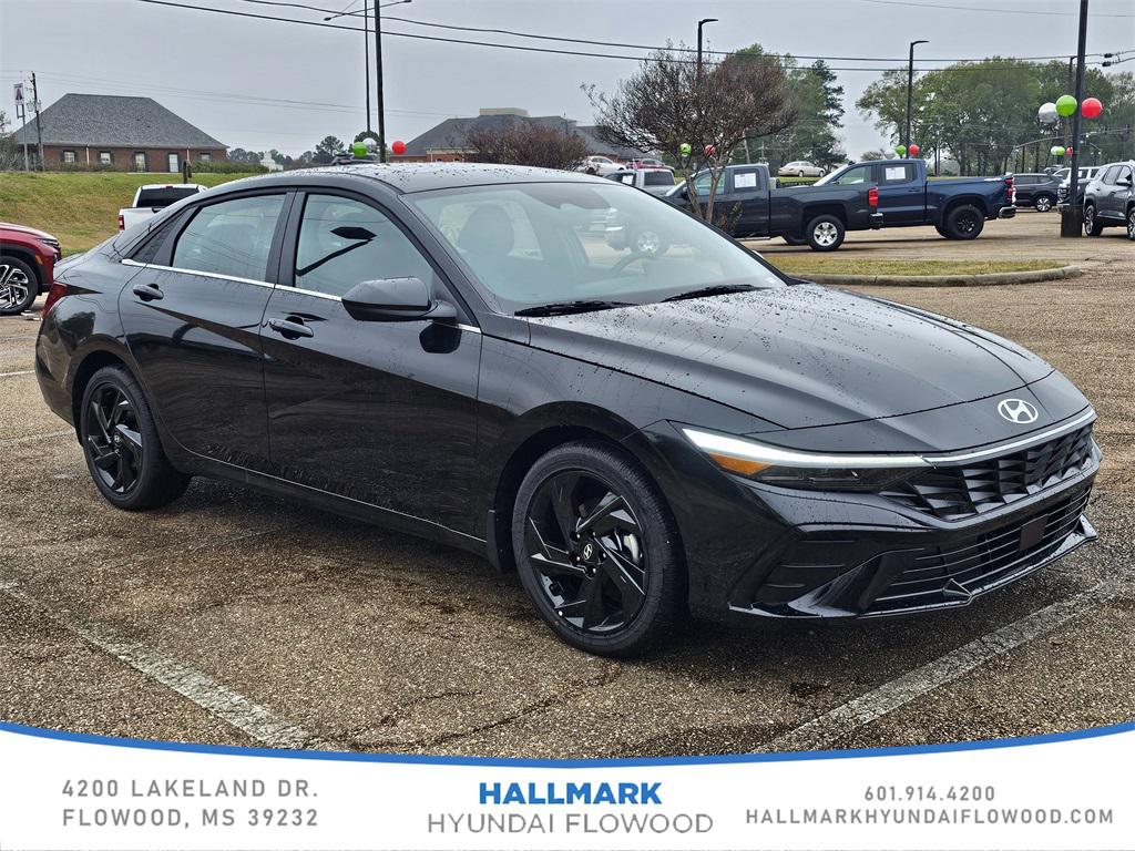 2026 Hyundai Elantra SEL's photo