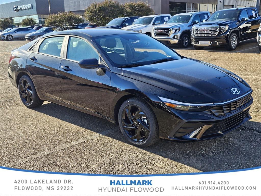 New 2026 Hyundai Elantra SEL Sport Sedan