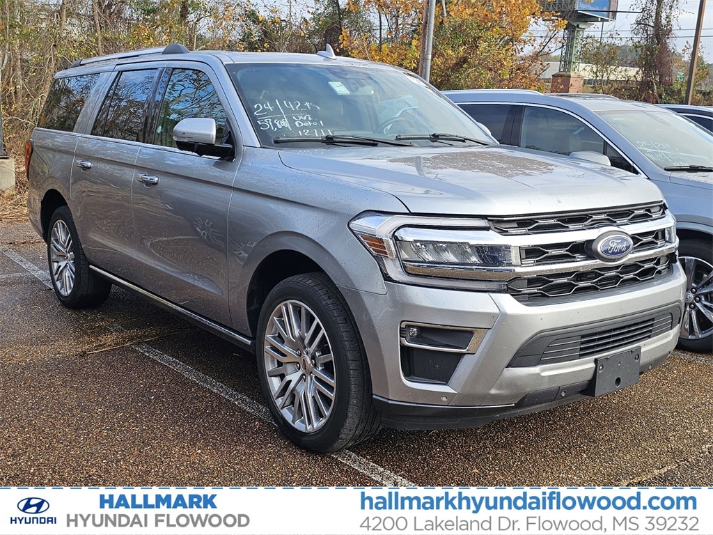 2024 Ford Expedition Limited's photo