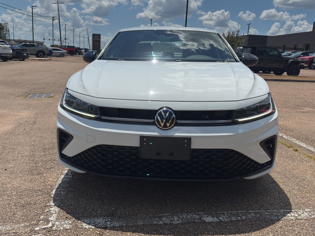 Used 2025 Volkswagen Jetta Sport with VIN 3VWBX7BU4SM009858 for sale in Flowood, MS