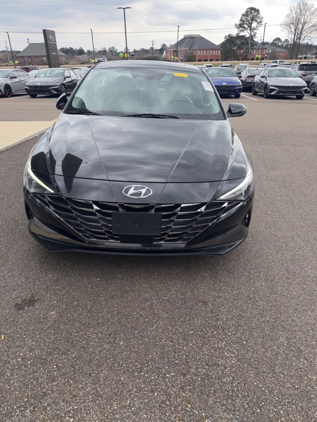 Used 2023 Hyundai Elantra Limited Sedan