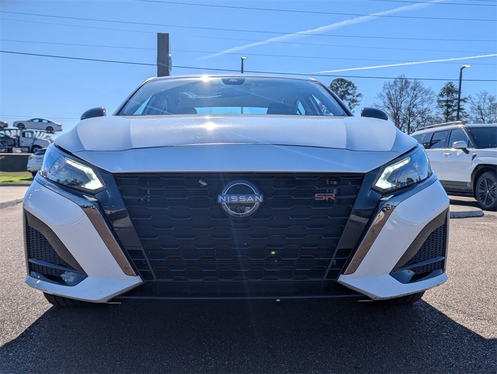 Used 2024 Nissan Altima 2.5 SR Sedan