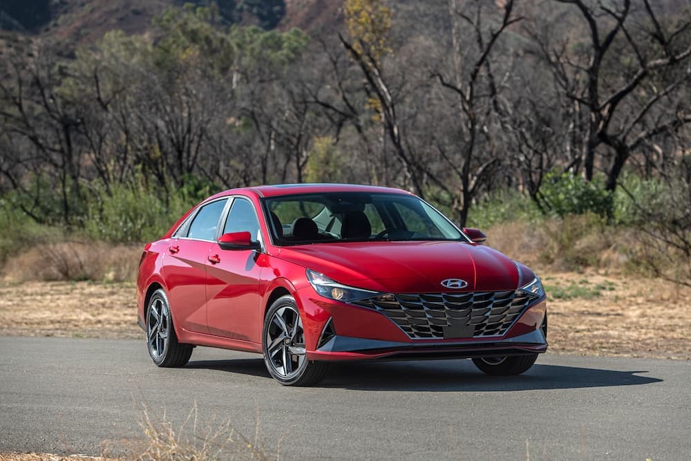 Hyundai Sonata vs Elantra | Hallmark Hyundai Flowood