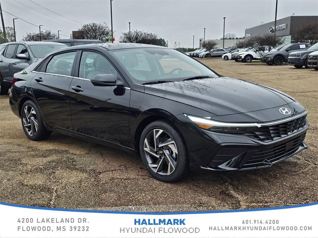 2026 Hyundai Elantra Limited's photo