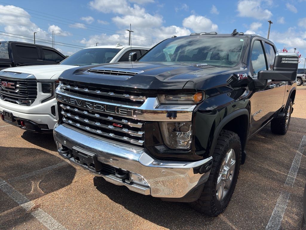 Used 2023 Chevrolet Silverado LTZ Crew Cab