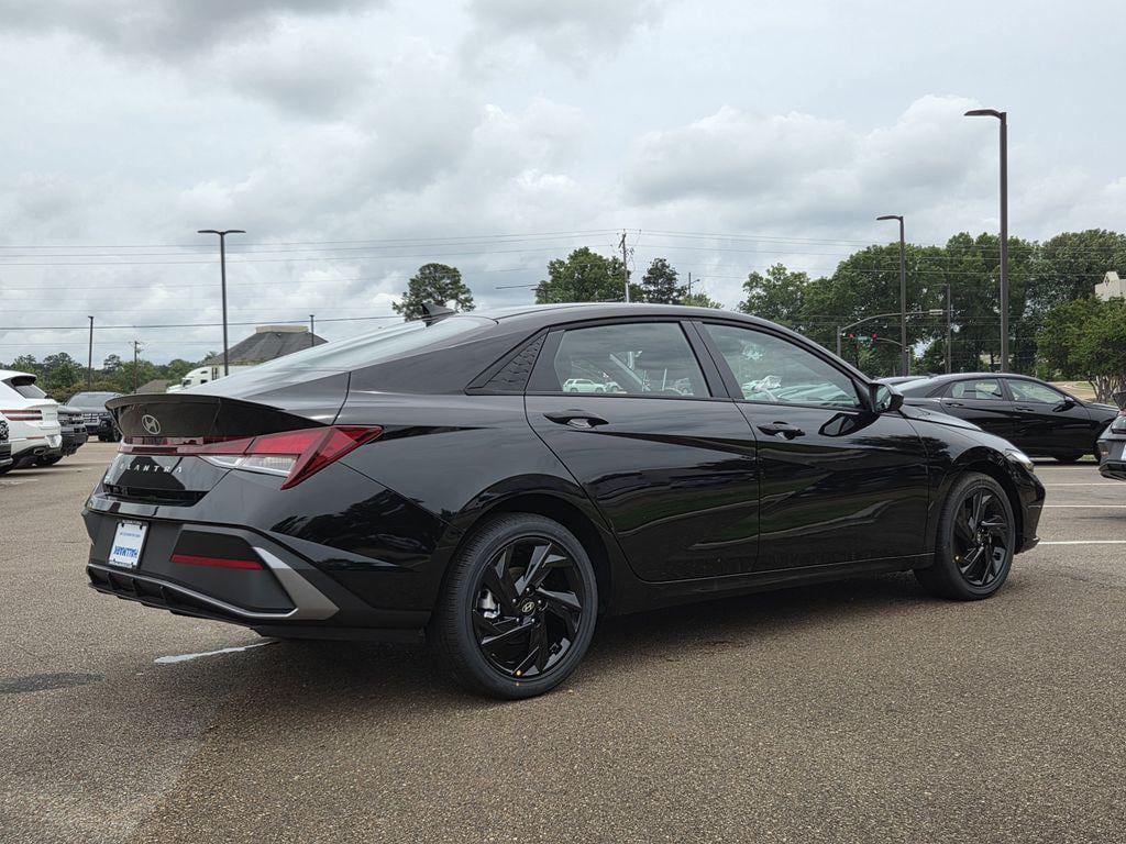 New 2026 Hyundai Elantra SEL Sport Sedan