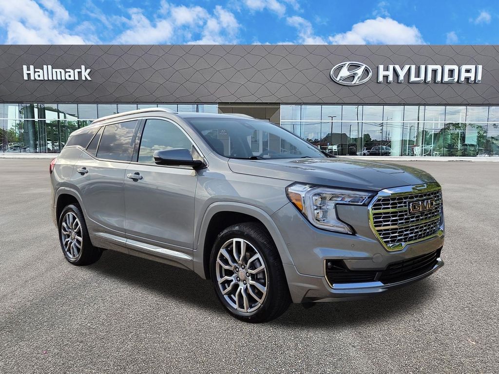 2024 GMC Terrain Denali AWD's photo