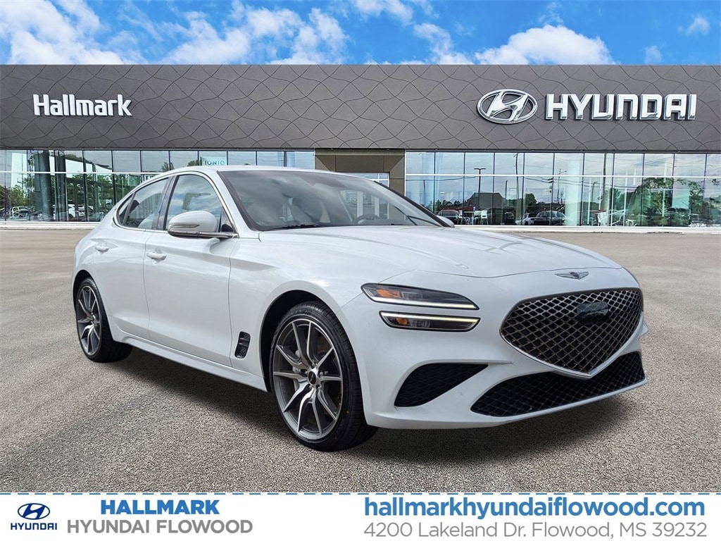 2024 GENESIS G70 Standard's photo