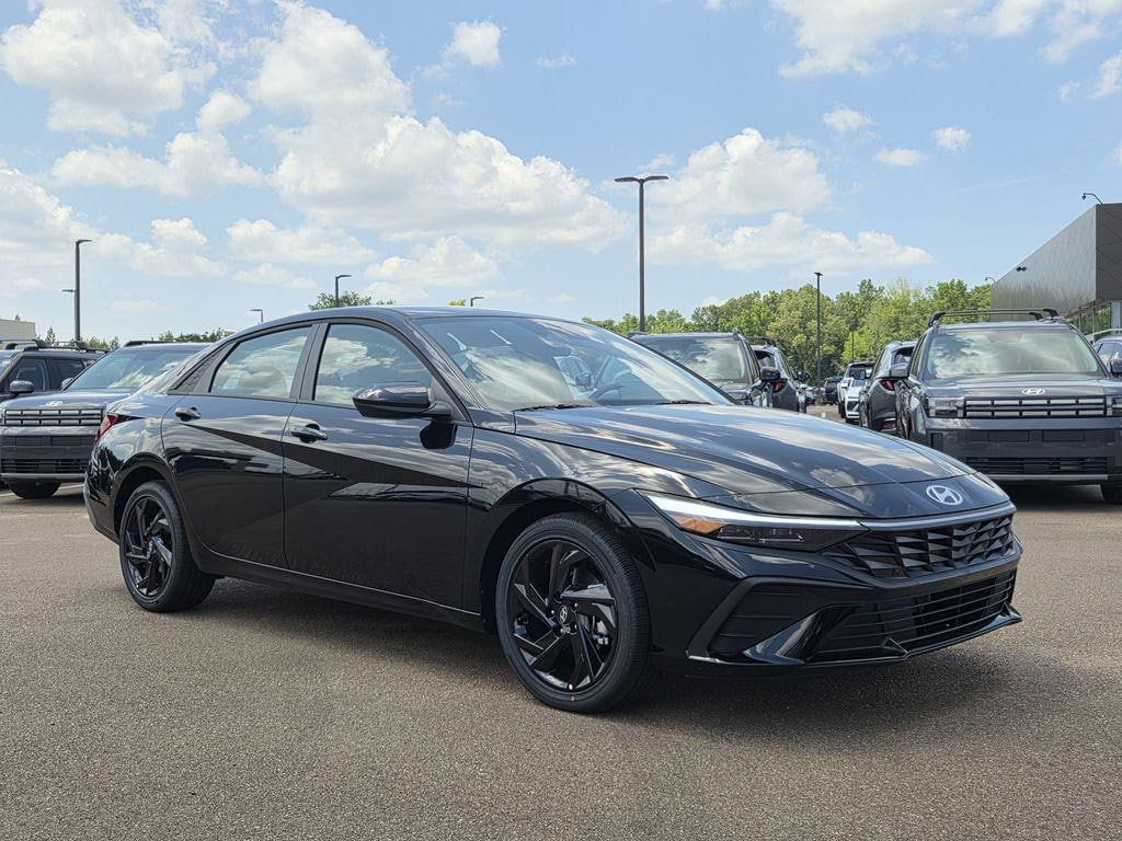New 2026 Hyundai Elantra SEL Sport Sedan