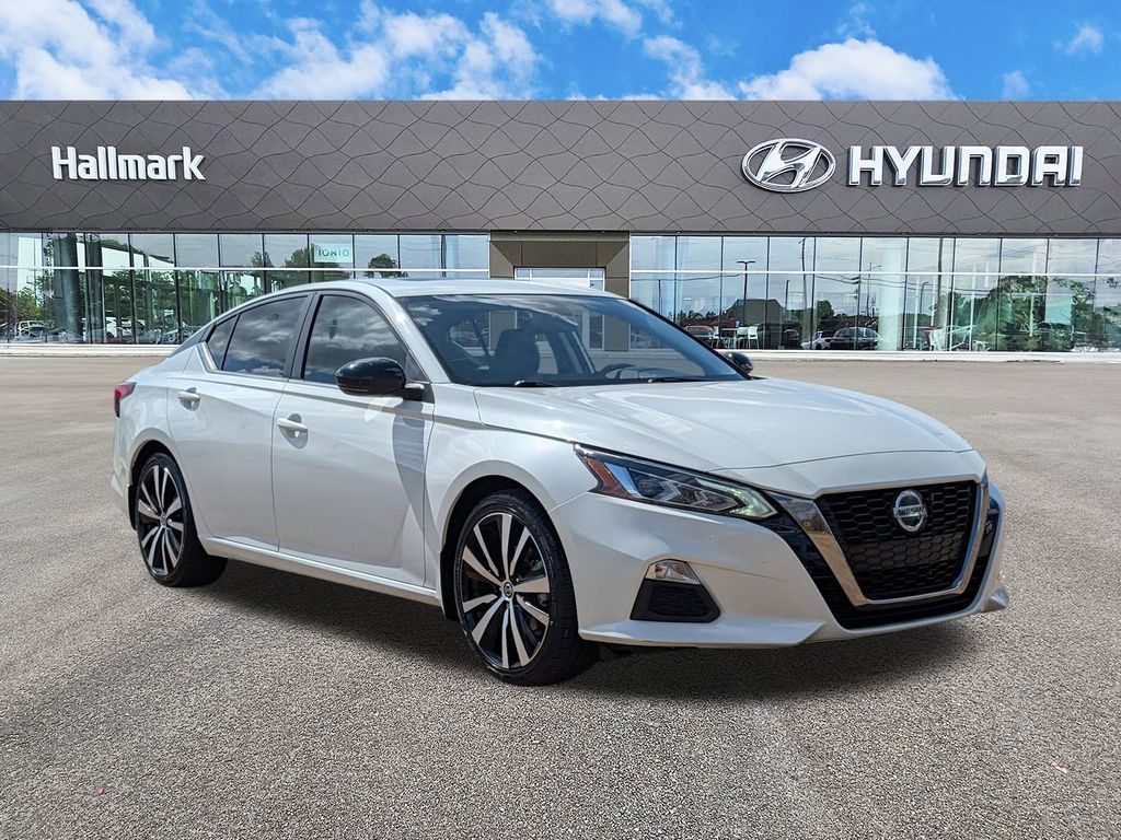 2021 Nissan Altima SR