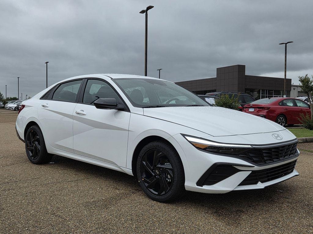 New 2026 Hyundai Elantra SEL Sport Sedan