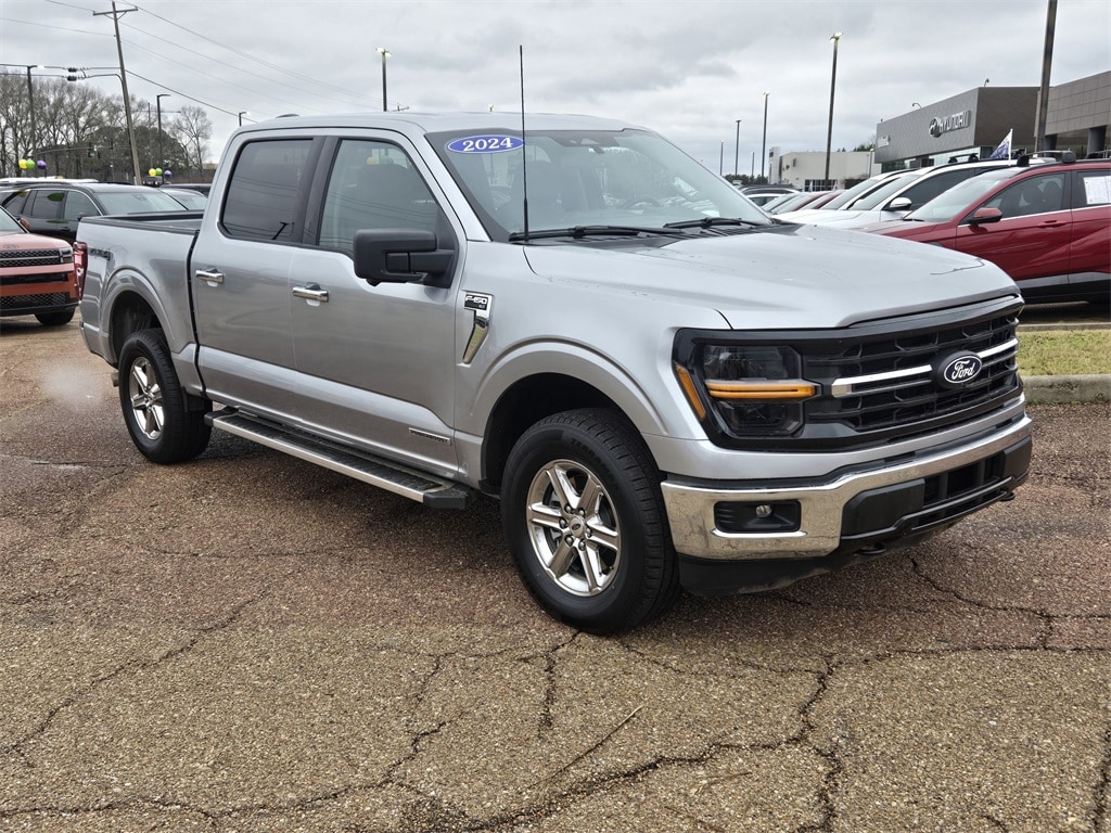 Used 2024 Ford F-150 XLT Truck