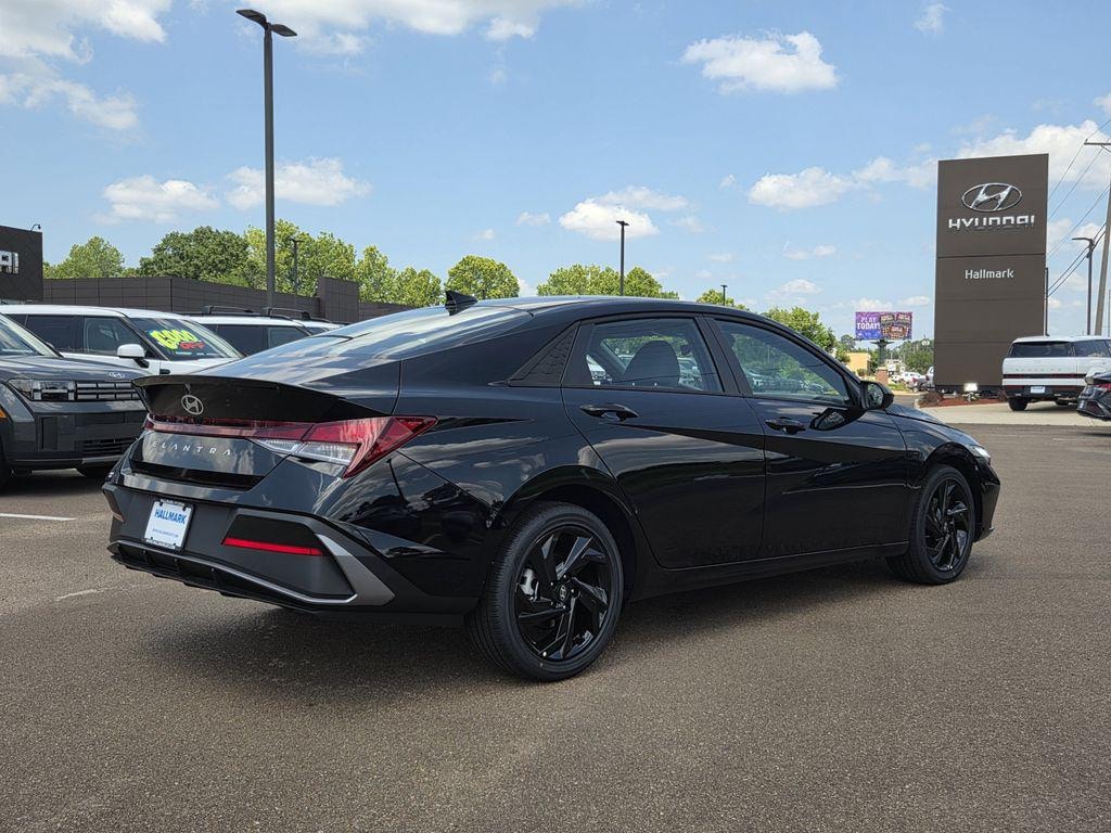 New 2026 Hyundai Elantra SEL Sport Sedan