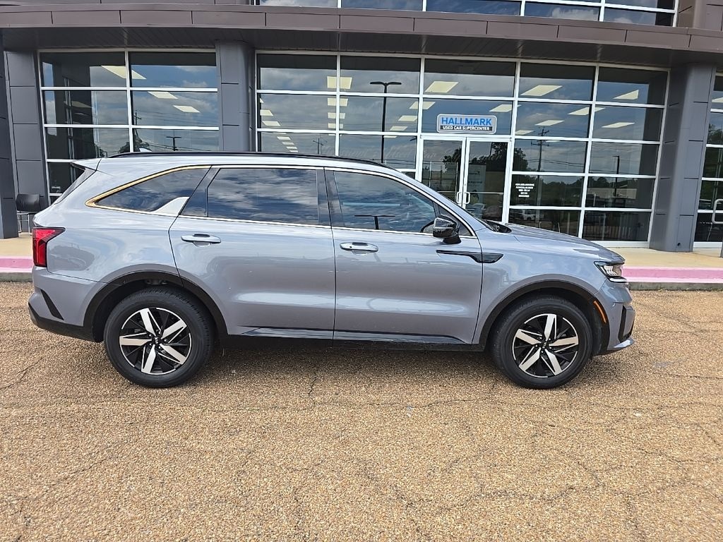 Used 2021 Kia Sorento EX SUV