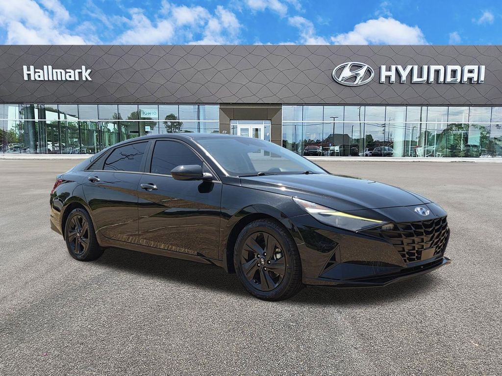 2022 Hyundai Elantra SEL