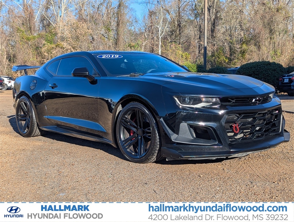2019 Chevrolet Camaro ZL1's photo