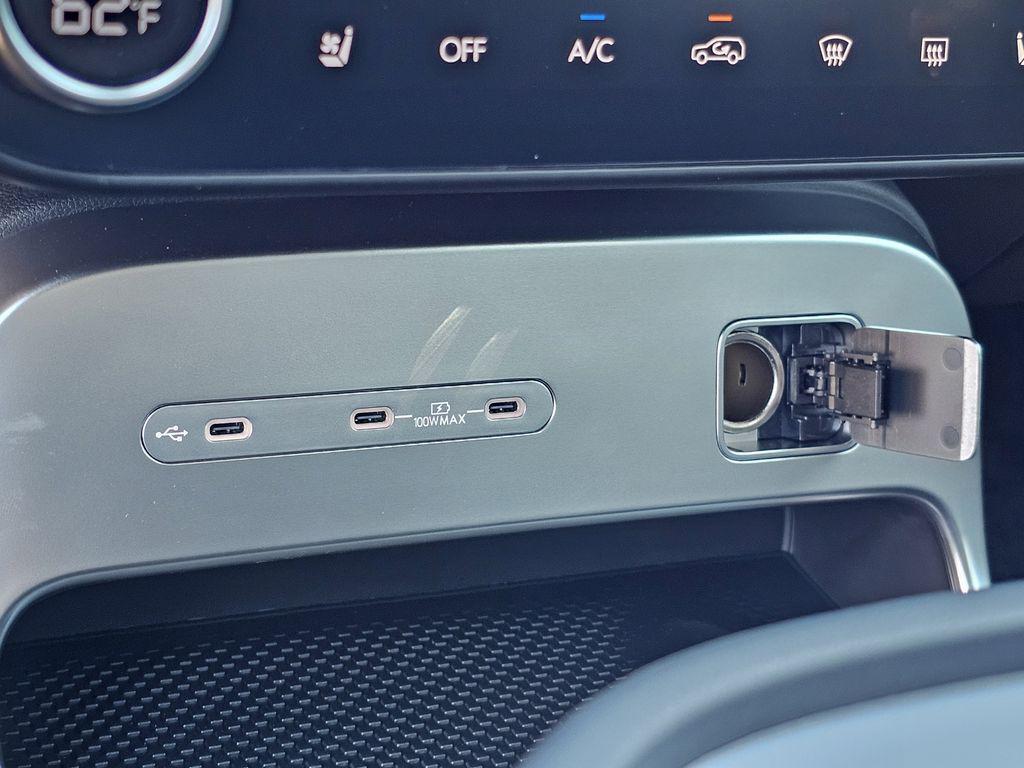 2026 Hyundai IONIQ 9 SEL - Photo 17