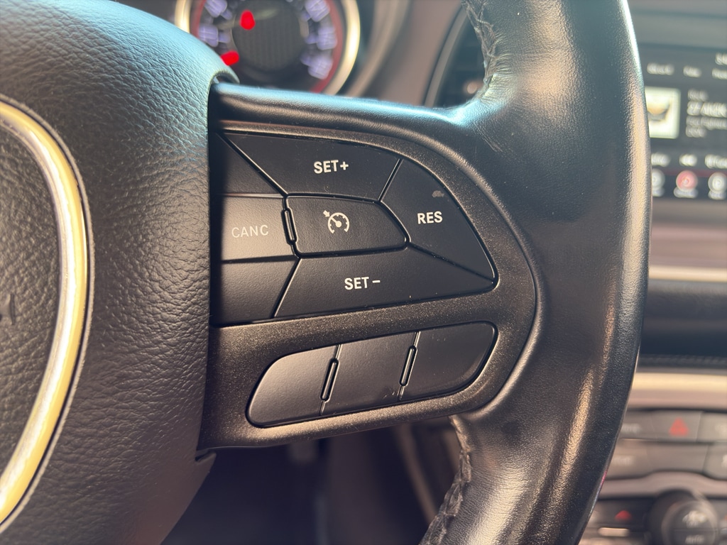 2022 Dodge Challenger SXT - Photo 18