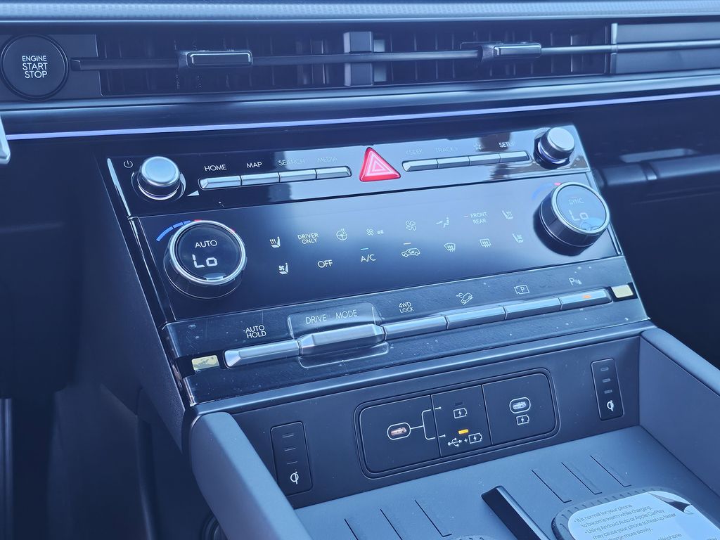 2026 Hyundai Santa Fe Calligraphy - Photo 17