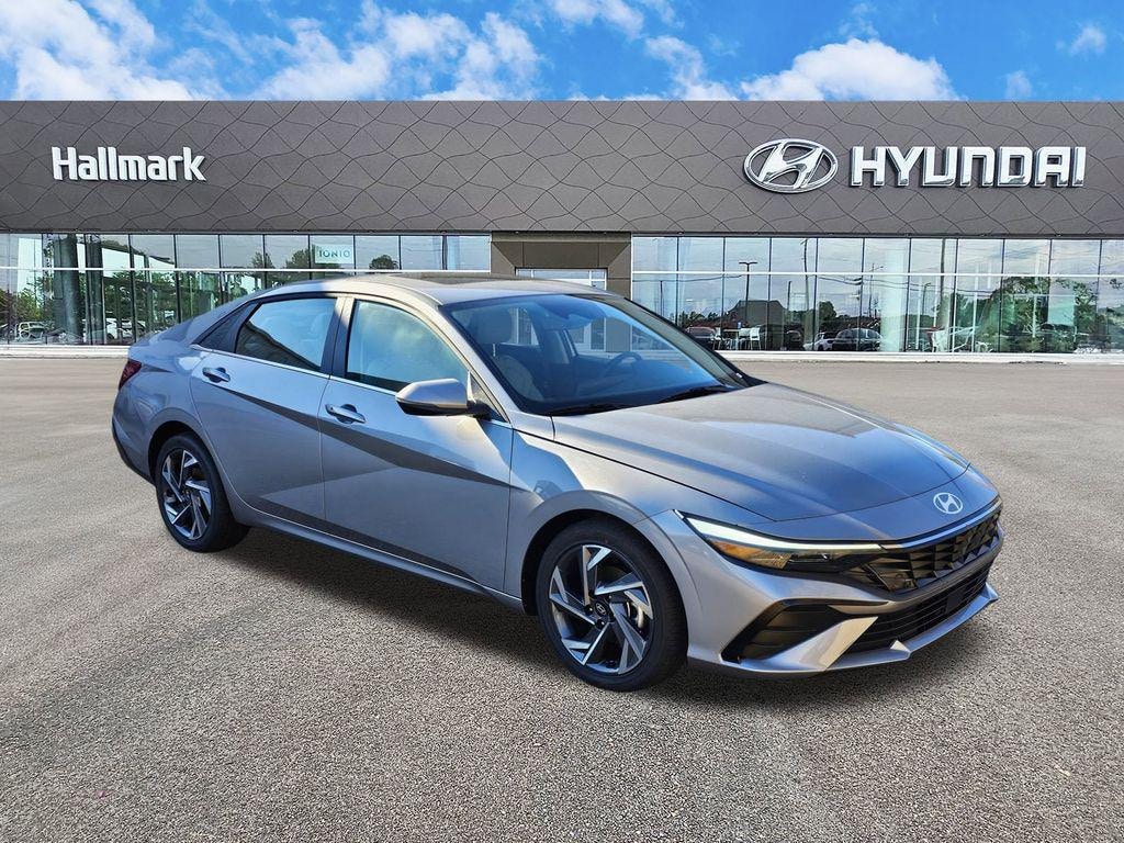 New 2026 Hyundai Elantra Limited Sedan