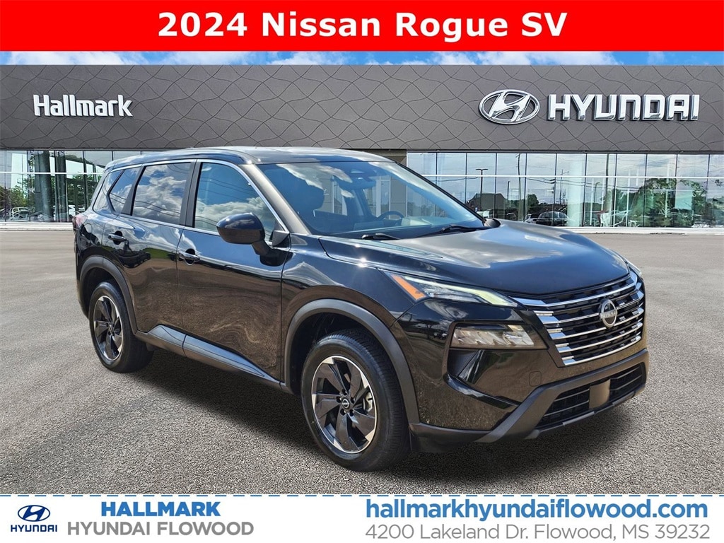 Used 2024 Nissan Rogue SV SUV