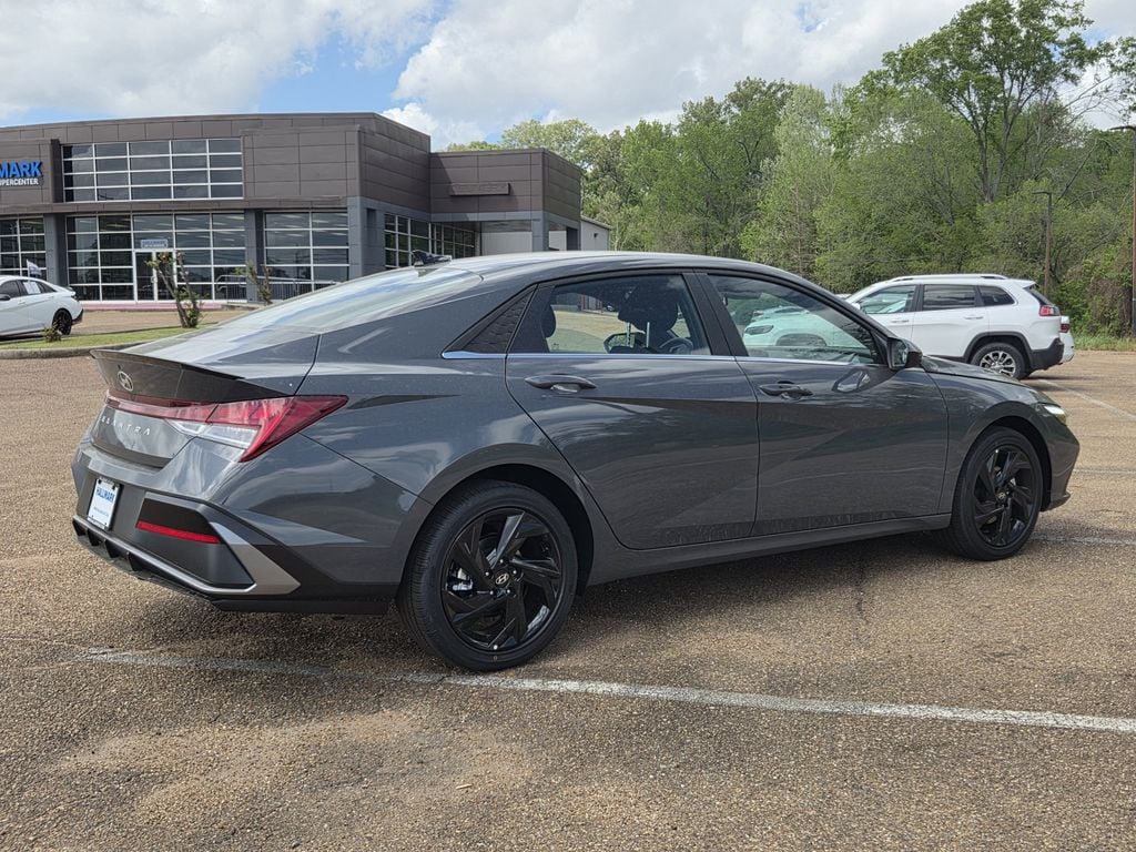 New 2026 Hyundai Elantra SEL Sport Premium Sedan