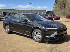 2026 Hyundai Sonata SE Sedan