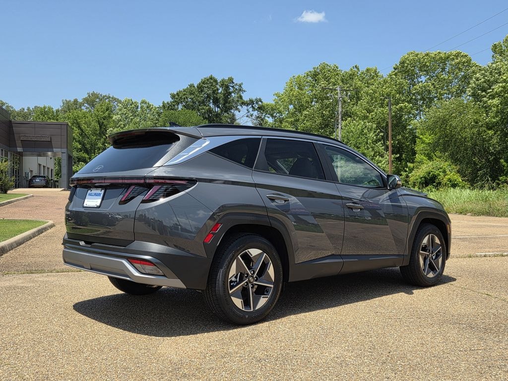 New 2026 Hyundai Tucson SEL Premium FWD Sport Utility