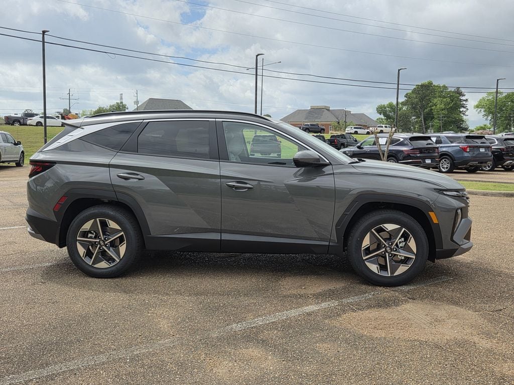 New 2026 Hyundai Tucson SEL FWD Sport Utility