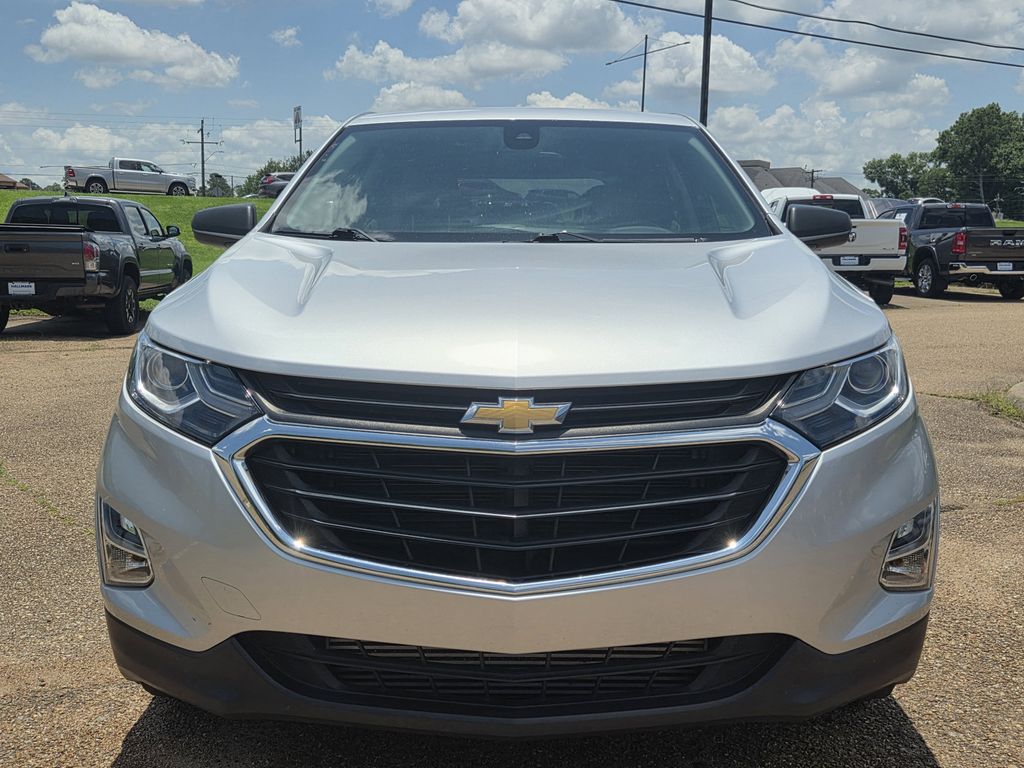 Used 2020 Chevrolet Equinox LS with VIN 3GNAXHEV1LS690333 for sale in Flowood, MS