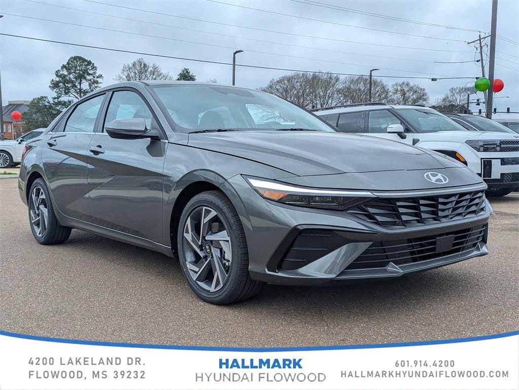 New 2026 Hyundai Elantra Limited Sedan