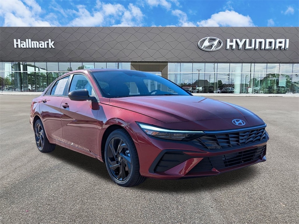 2026 Hyundai Elantra SEL's photo