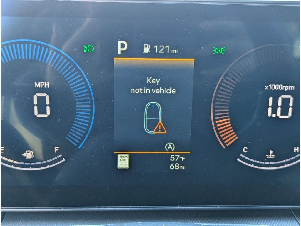 2026 Hyundai Santa Fe SE - Photo 9
