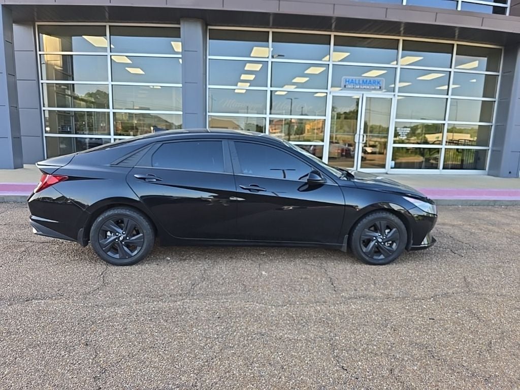 Used 2022 Hyundai Elantra SEL with VIN 5NPLS4AG5NH084501 for sale in Flowood, MS