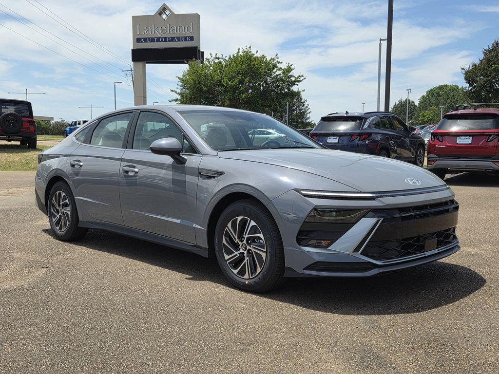 2026 Hyundai Sonata Hybrid