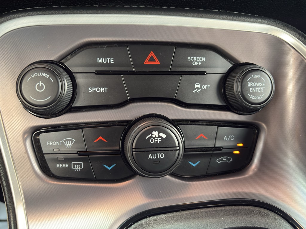 2022 Dodge Challenger SXT - Photo 22