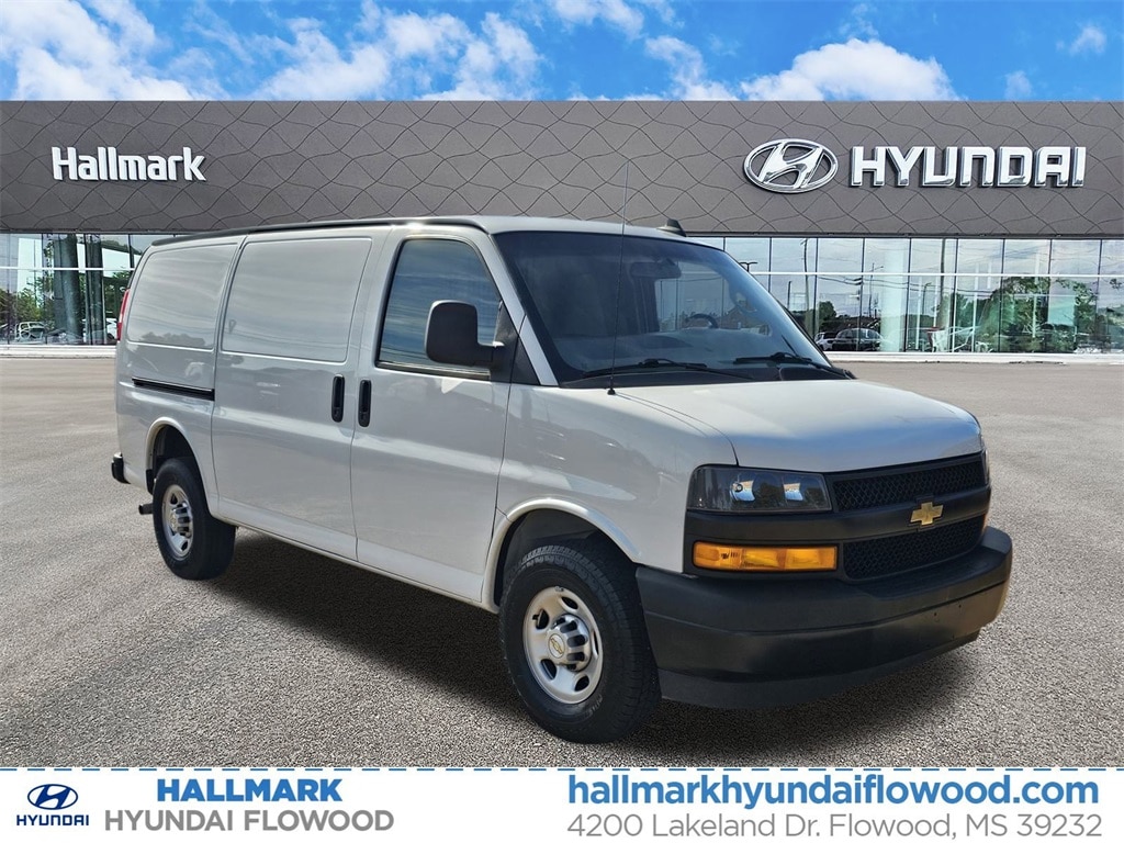 2022 Chevrolet Express Cargo Work Van
