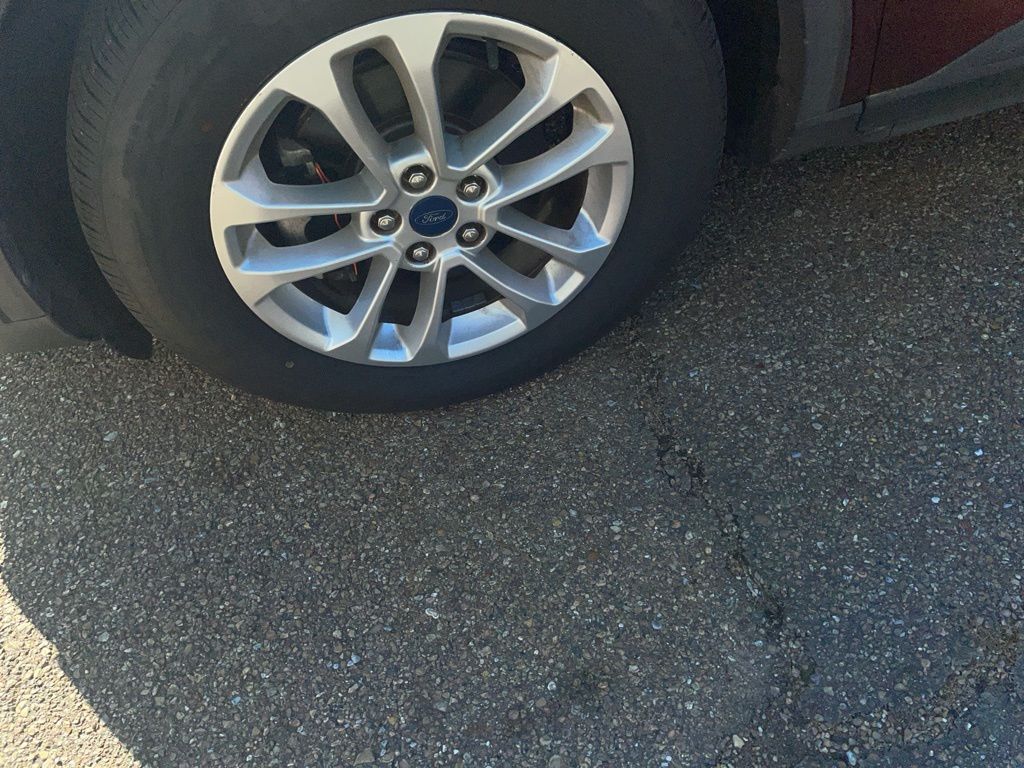 Used 2021 Ford Escape SE with VIN 1FMCU0G6XMUA85273 for sale in Flowood, MS