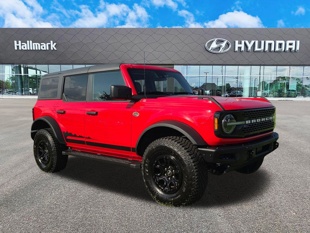 2024 Ford Bronco Wildtrak 4x4's photo